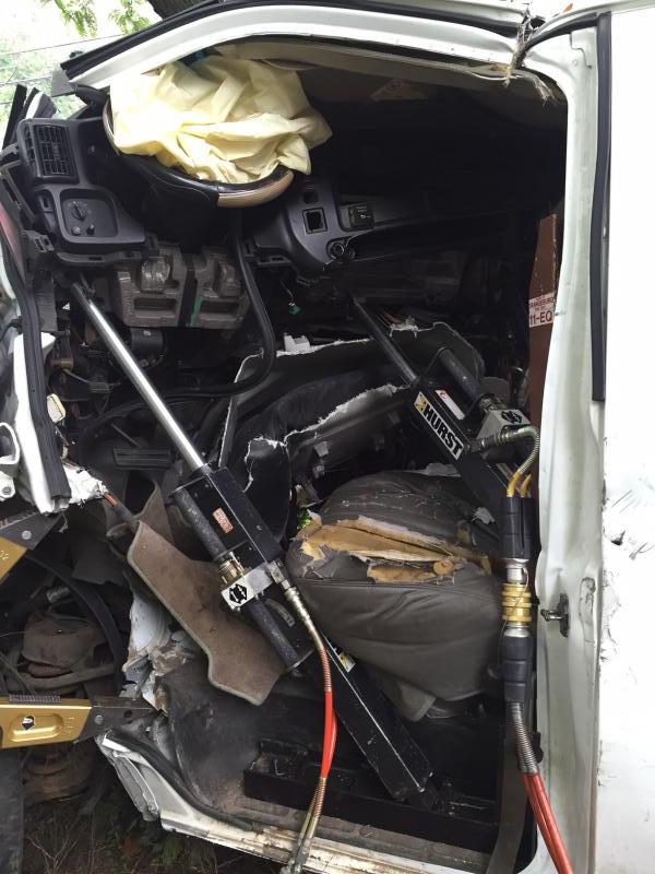 2 rams and 1 spreader to complete dashboard roll up, 07/08/2015